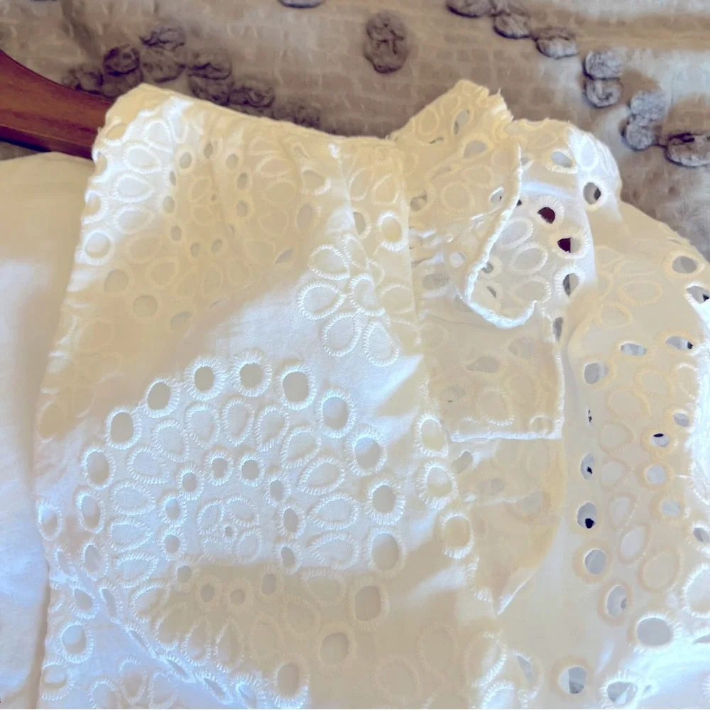 Lilly Pulitzer | Taviana Eyelet Dress - Resort White Circle Bloom Eyelet (4) - Picture 11 of 13